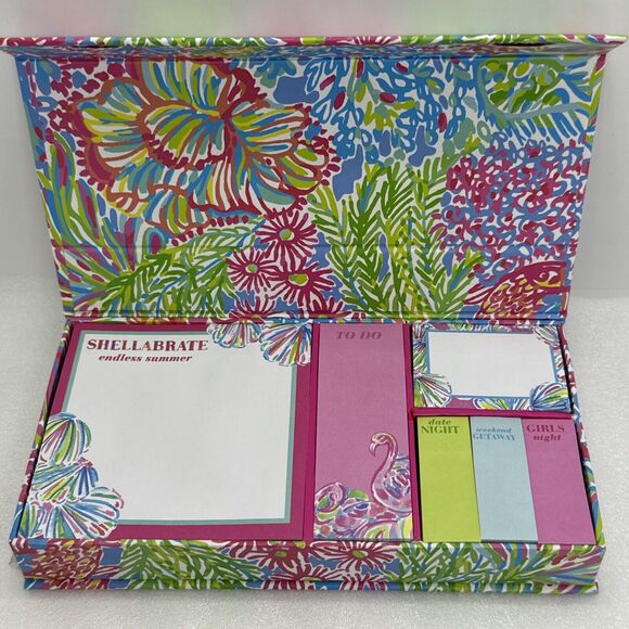 Lilly Pulitzer Other - Lilly Pulitzer Lover's Coral Sticky Note Set Stationary Endless Summer Unused!